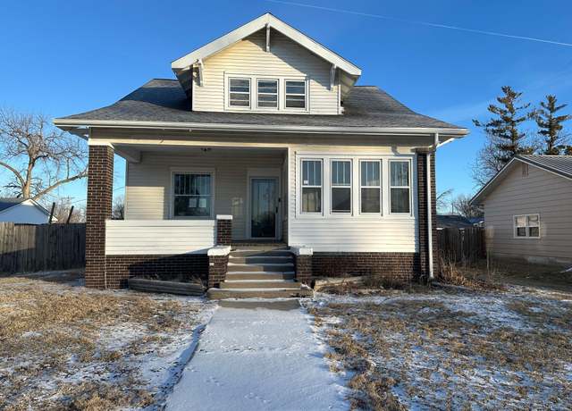 Property at 513 W Maple St, Ogden, IA 50212, 3 beds, 1.5 baths