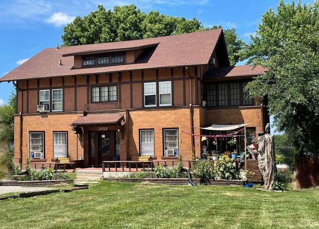 Property at 3103 Grand Ave, Des Moines, IA 50312