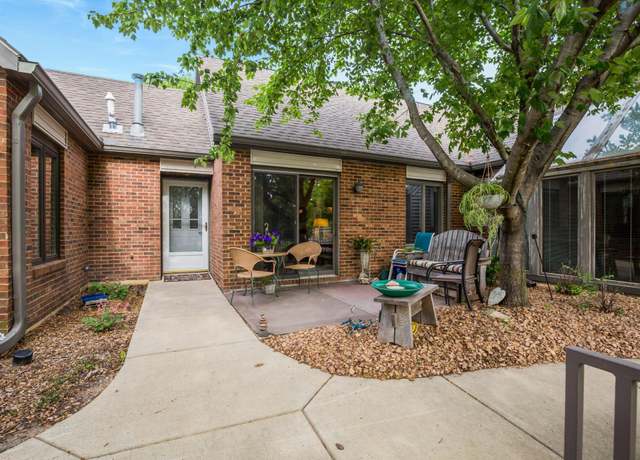 Property at 2344 Hilton Ct, Ames, IA 50014, 3 beds, 2.5 baths
