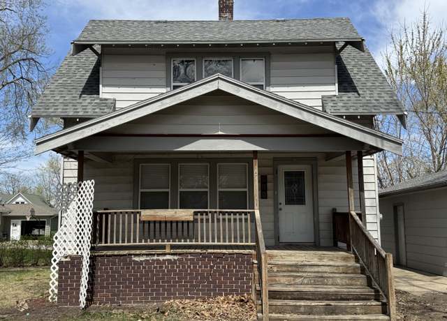 Property at 915 15th St, Boone, IA 50036, 3 beds, 1 bath