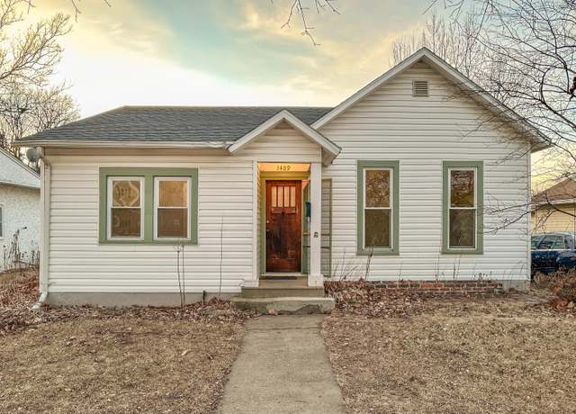Property at 1409 Carroll St, Boone, IA 50036, 2 beds, 1.5 baths