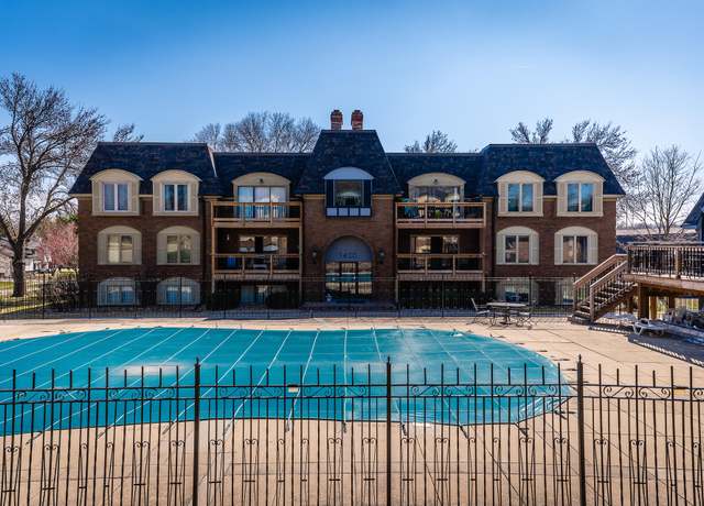 Property at 1420 20 St #7, West Des Moines, IA 50265, 2 beds, 2 baths
