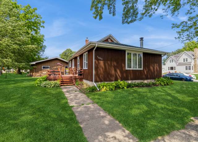 Property at 1025 Shakespeare Ave, Stratford, IA 50249, 1 bed, 1 bath