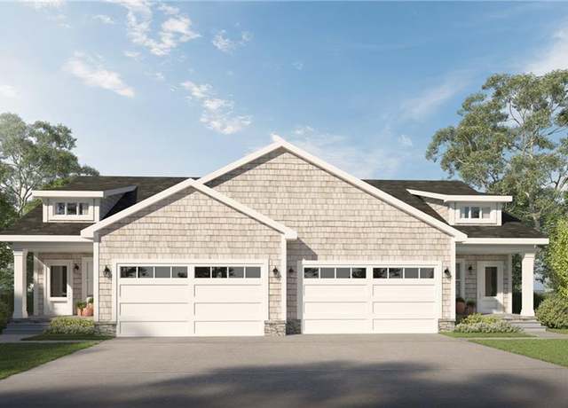 Property at 1112 Westview Dr, Huxley, IA 50124, 3 beds, 2.5 baths