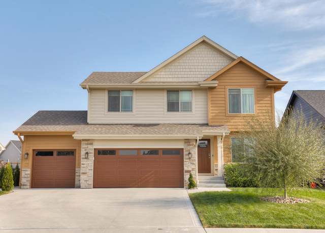 Property at 75 Landon Dr NW, Bondurant, IA 50035, 4 beds, 2.5 baths