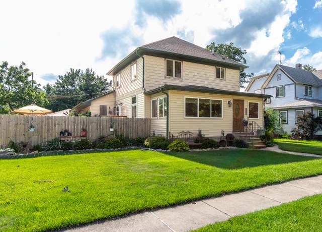 Property at 109 Benton St, Boone, IA 50036, 3 beds, 2.5 baths