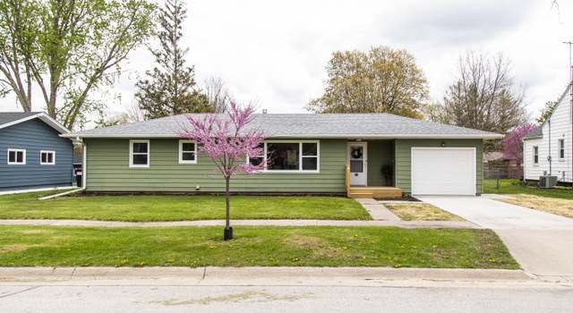 Photo of 1014 Elm Ave, Story City, IA 50248