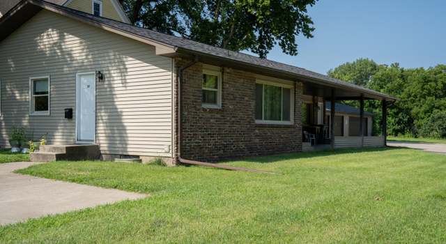 Photo of 101 S Riverside Dr #103, Ames, IA 50010