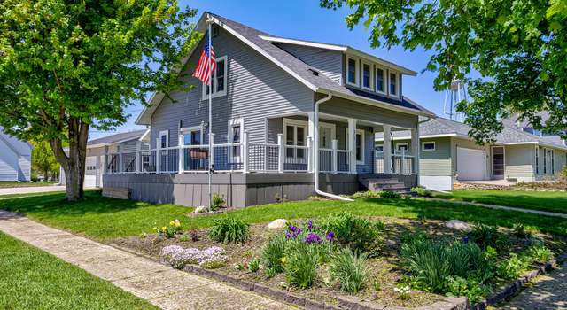 Photo of 301 N Pearl St, Zearing, IA 50278