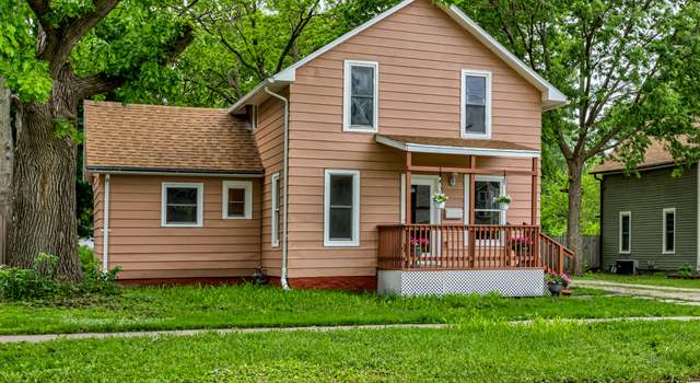 Photo of 1122 Clark Ave, Ames, IA 50010
