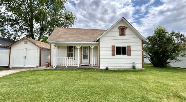 Photo of 507 Center St, Garwin, IA 50632