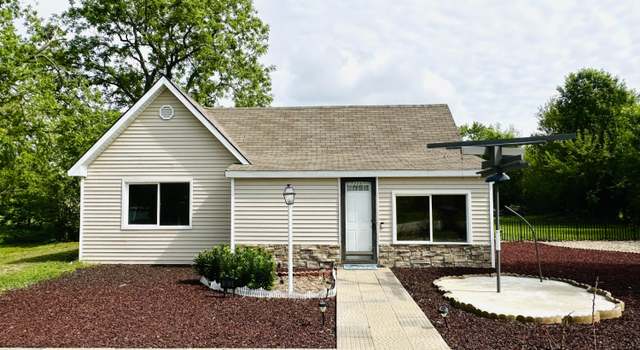 Photo of 305 2nd St, Pilot Mound, IA 50223