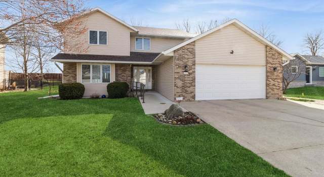 Photo of 216 Summit Dr, Story City, IA 50248