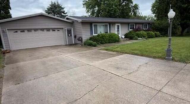Photo of 409 Arthur Dr, Roland, IA 50236