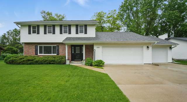 Photo of 1628 Truman Dr, Ames, IA 50010