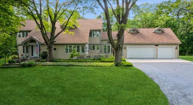 Photo of 2815 Oakwood Rd, Ames, IA 50014