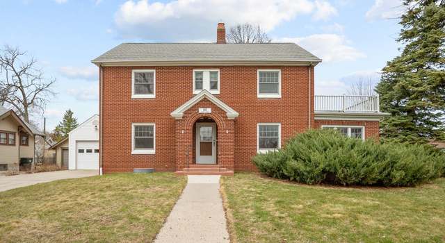 Photo of 105 9th St, Ames, IA 50010
