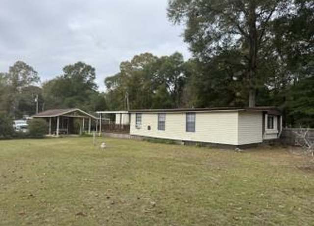 Property at 20 Wellington Ave, Georgetown, GA 36587, 3 beds, 2 baths