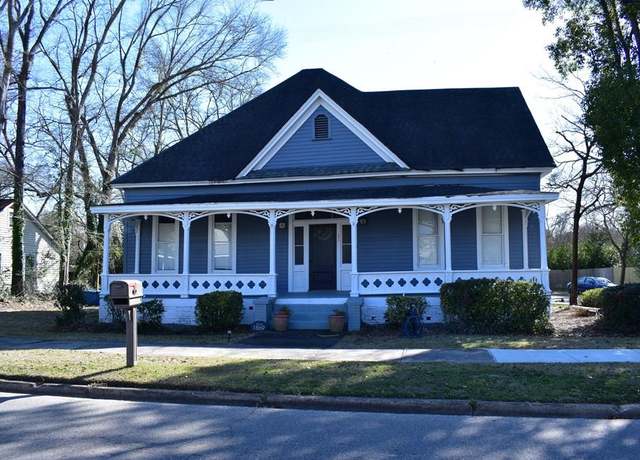 Property at 235 Highland Ave, Eufaula, AL 36027, 3 beds, 2 baths