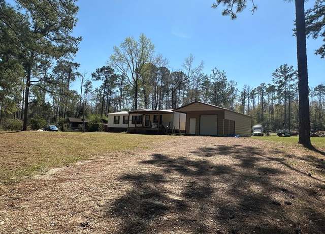 Property at 640 Douglas Dr, Abbeville, AL 36310, 3 beds, 2 baths