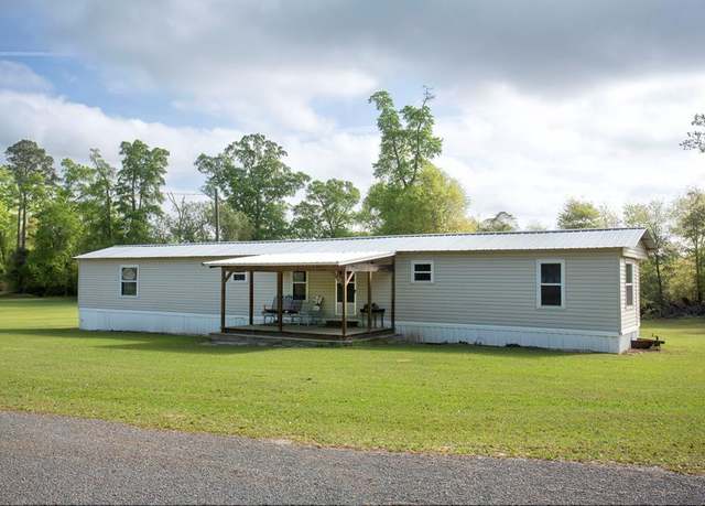 Property at 51 Elba Rd, Georgetown, GA 39854, 3 beds, 2 baths
