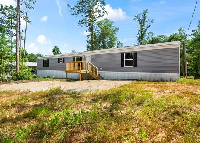 Property at 340 Douglas Dr, Abbeville, AL 36310, 3 beds, 2 baths