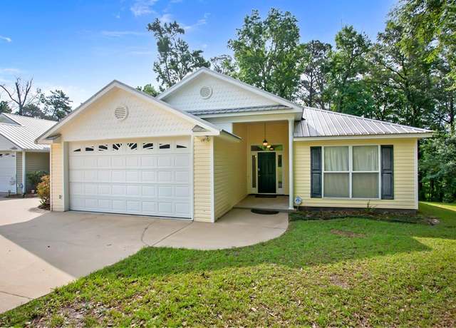 Property at 683 B Calhoun, Abbeville, AL 36310, 3 beds, 2 baths