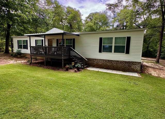 Property at 28 Ponderosa Dr, Eufaula, AL 36027, 3 beds, 2 baths