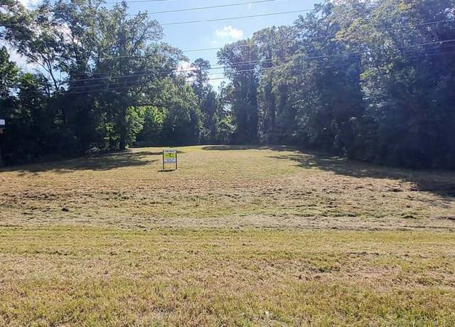 Property at 3205 Eufaula Ave, Eufaula, AL 36027