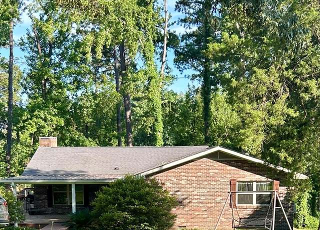 Property at 771 Calhoun Dr, Abbeville, AL 36310, 4 beds, 2 baths