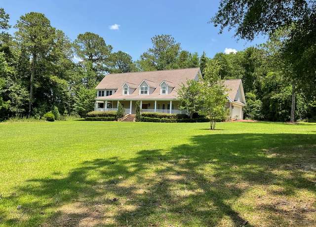 Property at 2036 Hwy 39, Fort Gaines, GA 39851, 4 beds, 3.5 baths