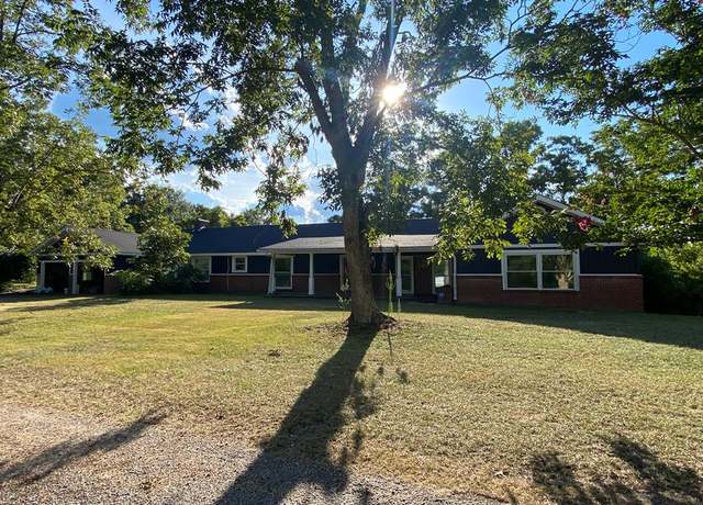 Property at 75 Cottonhill Rd, Eufaula, AL 36027, 4 beds, 2 baths