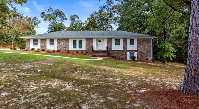 Photo of 203 Marina Dr, Eufaula, AL 36027