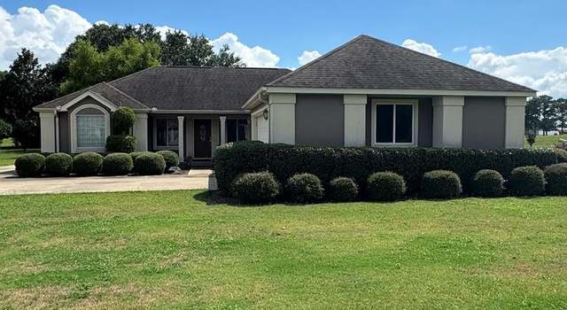 Photo of 110 Canterbury Dr, Eufaula, AL 36027