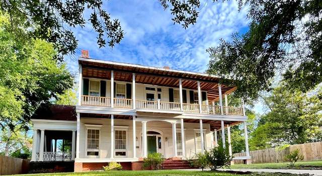 Photo of 206 Chunnenuggee Ave, Union Springs, AL 36089