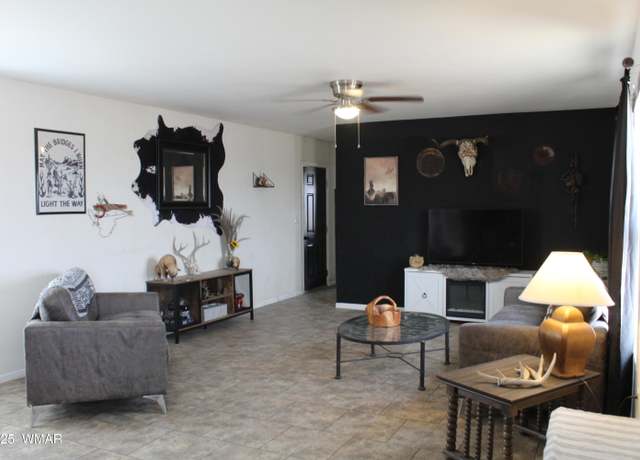 Property at 1701 Indian Village Rd, Taylor, AZ 85939, 3 beds, 2 baths