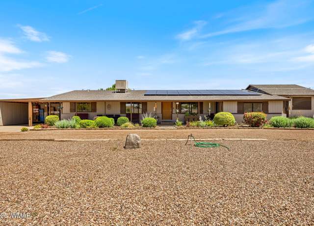 Property at 2118 Mclaws Rd, Holbrook, AZ 86025, 4 beds, 3 baths