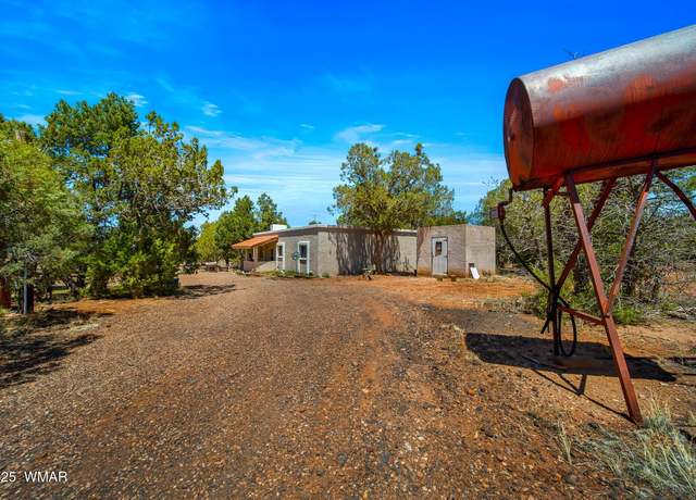 Property at 1051 Dusty Ln, Show Low, AZ 85901, 3 beds, 2 baths
