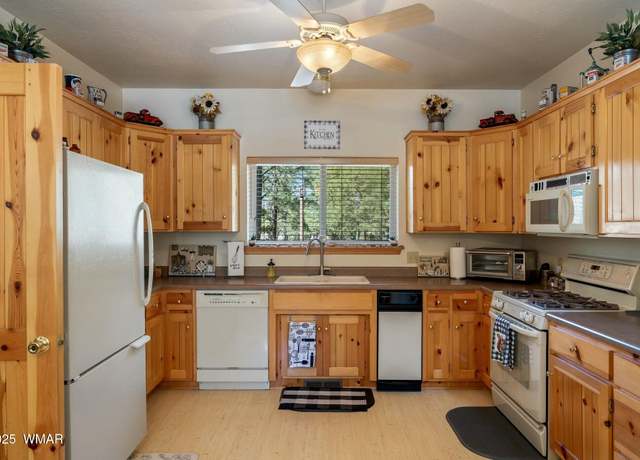 Property at 15 Co Rd 2019, Nutrioso, AZ 85932, 3 beds, 2 baths
