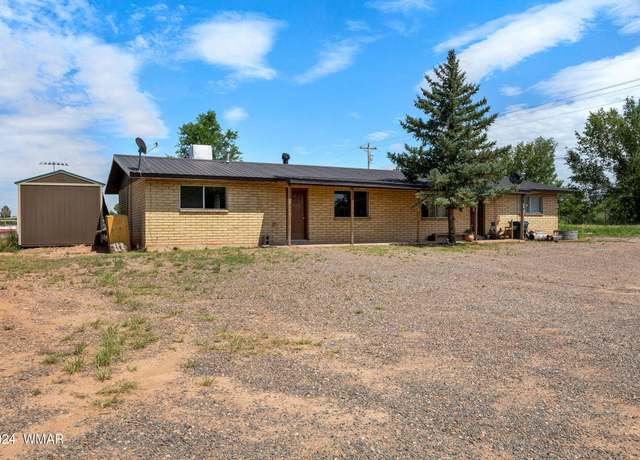 Property at 735 S 7th St, St. Johns, AZ 85936, 4 beds, 2 baths