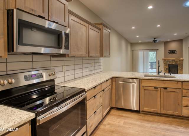 Property at 6017 Saturn Dr, Lakeside, AZ 85929, 2 beds, 2 baths