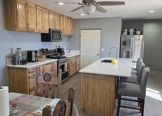 Property at 8619 E Juniper Berry Trl, Snowflake, AZ 85937, 4 beds, 2 baths