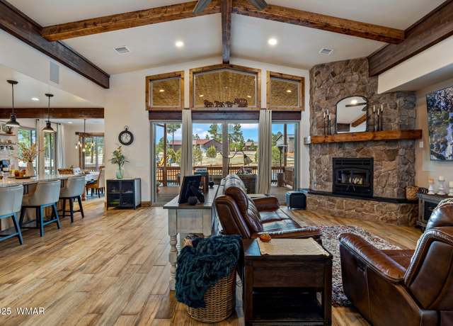Property at 2737 Skyhawk Dr, Overgaard, AZ 85933, 3 beds, 3 baths