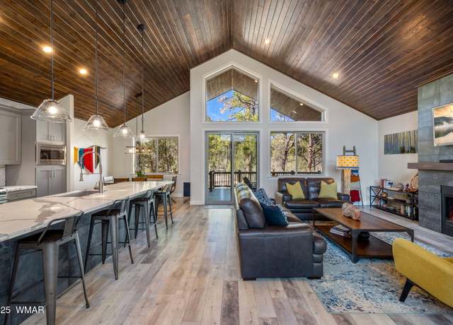 Property at 2140 S Monkshood Rd, Show Low, AZ 85901, 4 beds, 3 baths