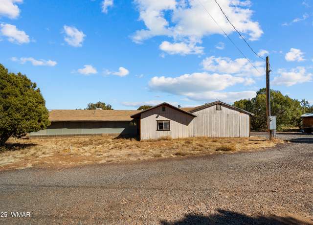 Property at 1567 Dead End Dr, Show Low, AZ 85901, 2 beds, 2 baths