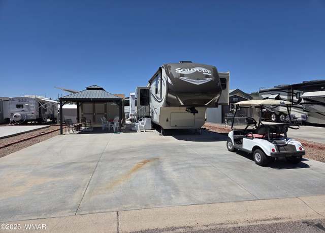 Property at 8207 Apache Way, Show Low, AZ 85901, 1 bed, 1 bath