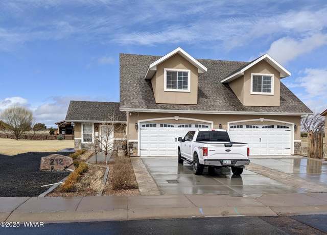 Property at 212 S Country Club Dr, Snowflake, AZ 85937, 4 beds, 2 baths