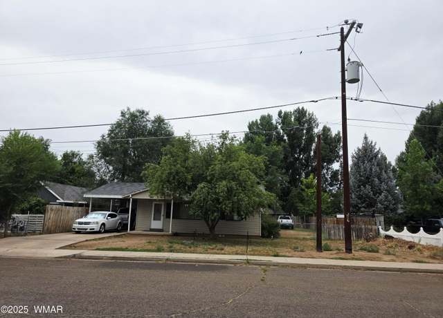 Property at 141 W 2nd North St, Snowflake, AZ 85937, 3 beds, 2.5 baths