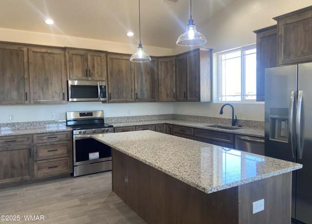 Property at 2820 W Grapevine Ln, Snowflake, AZ 85937, 3 beds, 2 baths