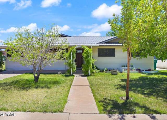 Property at 1219 W Florida St, Holbrook, AZ 86025, 3 beds, 2 baths